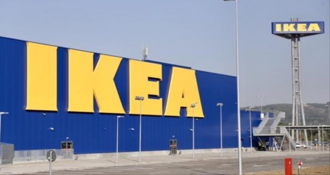 İsveçli mobilya devi IKEA'nın sahibi Ingvar Kamprad 91 yaşında hayatını kaybetti.