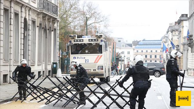 'Özgürlük konvoyu' Brüksel'de de yasaklandı