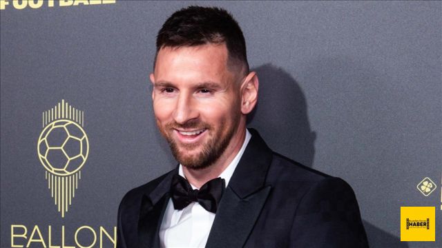 Altın Top (Ballon d'Or) ödülünü Lionel Messi kazandı