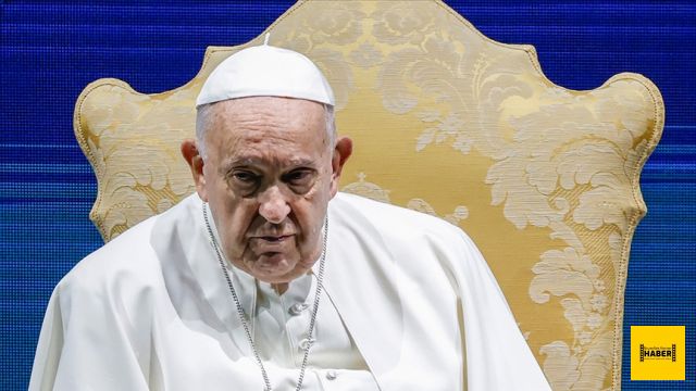 Papa Franciscus, Belçika'da Kilise'nin karıştığı skandallardan utanması gerektiğini söyledi