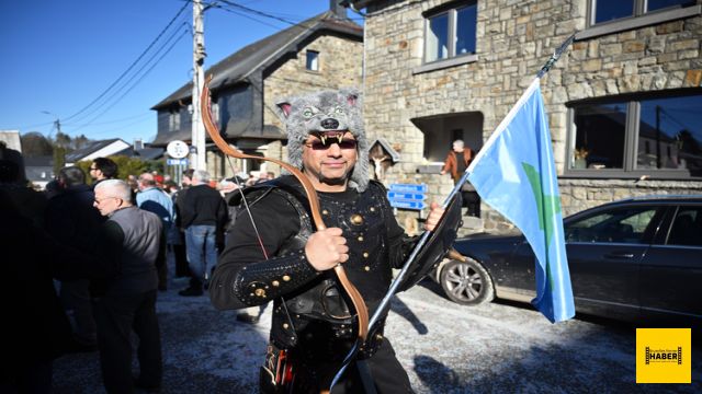 Belçika'nın "Türk köyü"nde karnaval coşkusu yaşandı