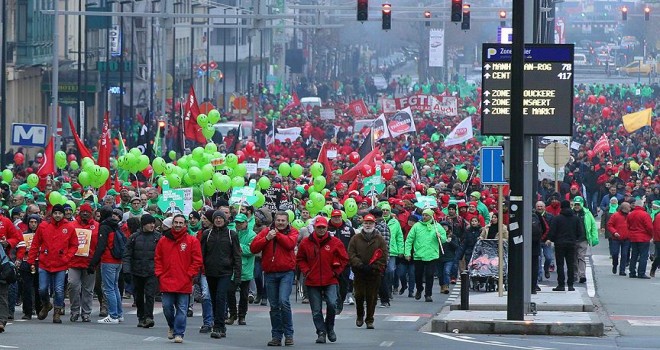 Emeklilik reformuna karşı protesto Charles Michel'i sinirlendirdi