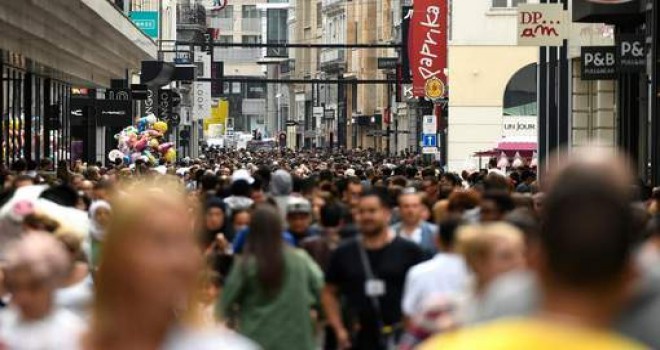 NSZ, yabancı kökenli müşteriyi yakın gözetime alan esnaf için, 'İyi bir girişimcilik' diyor