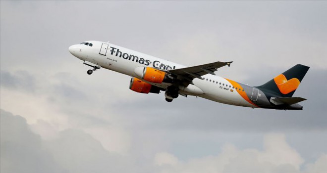 İngiliz tur operatörü Thomas Cook iflas etti