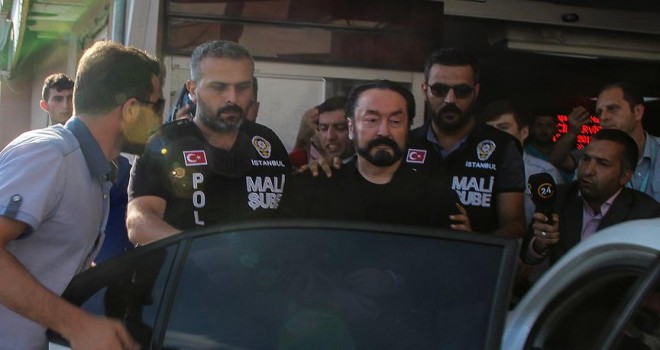 Vatandaş Adnan Oktar'ı 13 bin defa şikayet etti