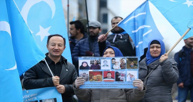 Belçika'da Doğu Türkistan protestosu