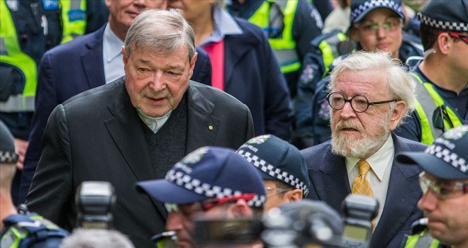 Avustralya Kardinali George Pell 6 yıl ceza aldı