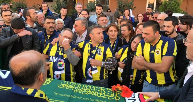 Fenerbahçeli taraftar son yolculuğuna uğurlanıyor