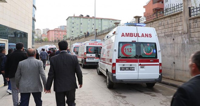 Siirt'te terör saldırısı: 6 güvenlik korucusu şehit oldu