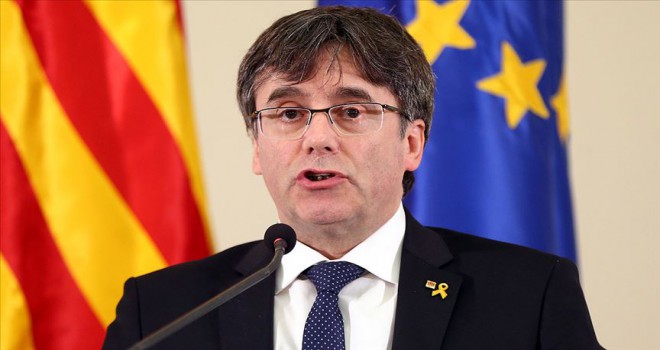 Polise teslim olan eski Katalan lider Puigdemont serbest bırakıldı