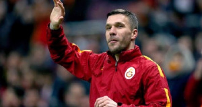 Galatasaray'ın Sattığı Podolski'nin Yeni Takım Arkadaşı: Onu Kelepir Fiyata Aldık