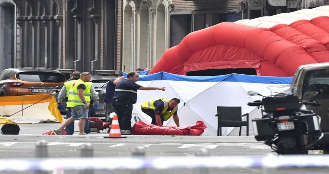 Liege’de izinli bir tutuklu olan saldırgan iki polis memurunu ve bir sivili öldürdü