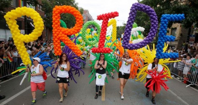 Bugün Brüksel sokaklarında Pride Parade geçecek, rekor katılım bekleniyor