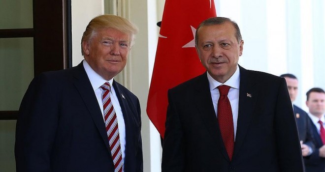 Cumhurbaşkanı Erdoğan, Trump ile Katar'ı görüştü